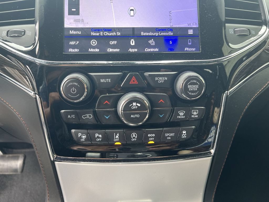 Used 2019 Jeep Grand Cherokee Summit AWD/4WD image 18