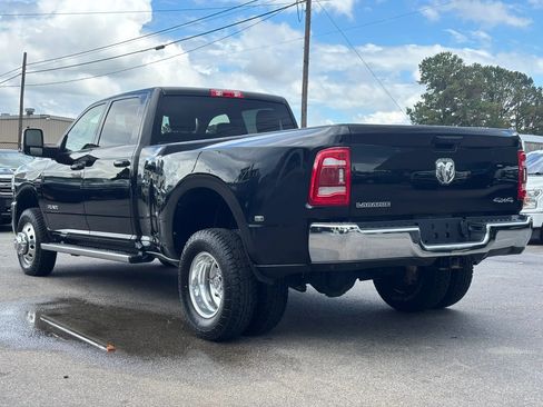 Used 2023 RAM 3500 Laramie w/ Chrome Bumper Package AWD/4WD image 7