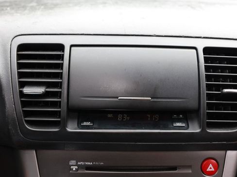 Used 2007 Subaru Outback 2.5i AWD/4WD image 32