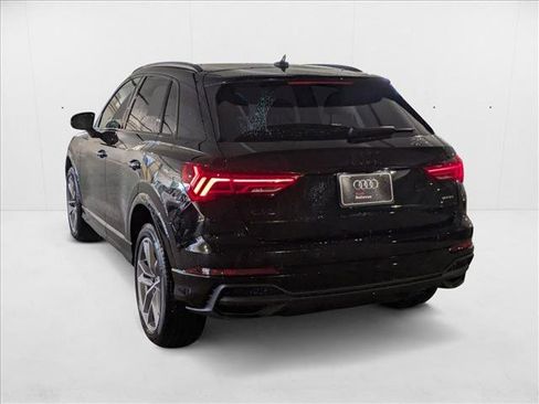 New 2025 Audi Q3 2.0T Premium image 8