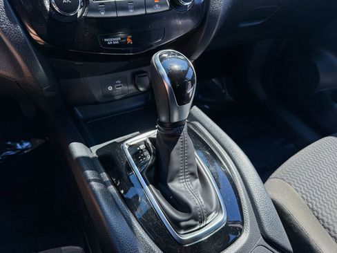Used 2021 Nissan Rogue Sport S AWD/4WD image 18
