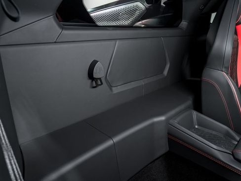 Used 2024 Lamborghini Revuelto AWD/4WD image 29