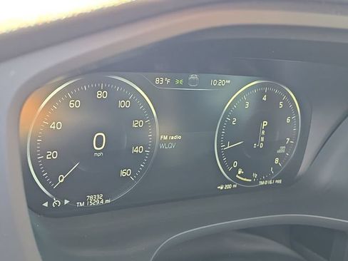 Used 2020 Volvo XC60 T6 Momentum AWD/4WD image 18