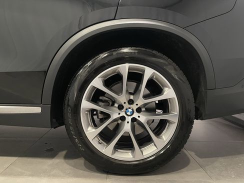 Certified 2024 BMW X5 xDrive40i w/ Premium Package AWD/4WD image 8
