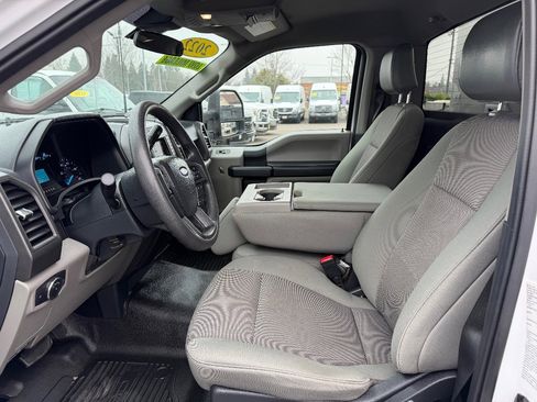 Used 2022 Ford F350 XL w/ Power Equipment Group image 10