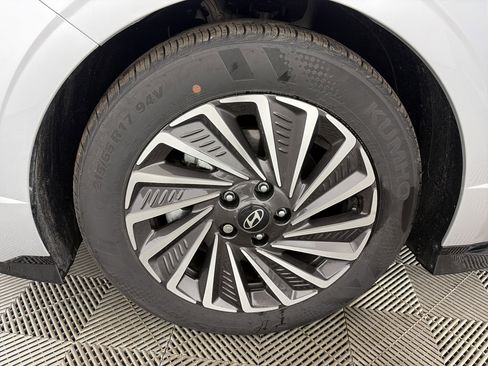 Used 2025 Hyundai Sonata SEL image 13