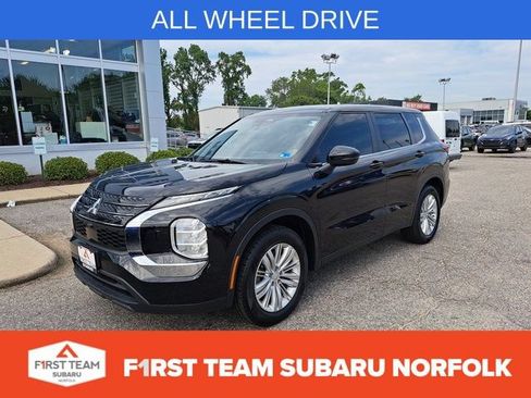 Used 2024 Mitsubishi Outlander ES AWD/4WD image 1