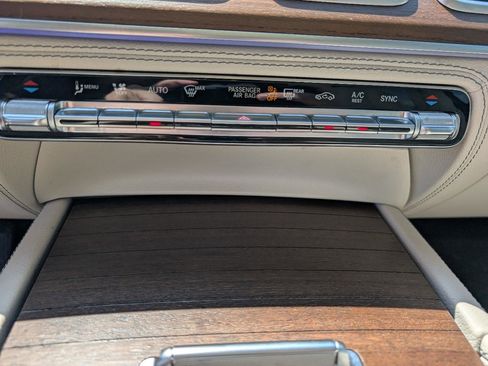 Used 2022 Mercedes-Benz GLE 450 4MATIC image 24