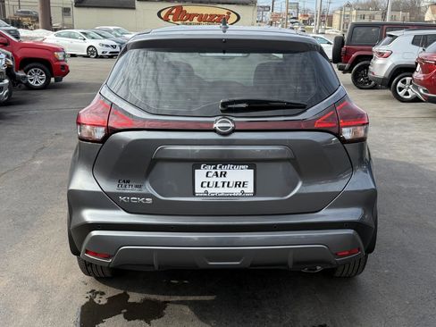 Used 2023 Nissan Kicks S image 12