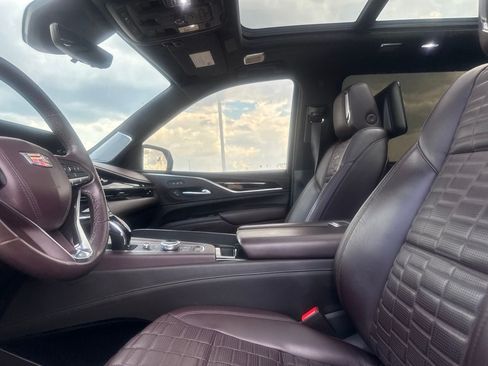 Used 2023 Cadillac Escalade ESV Premium Luxury Platinum AWD/4WD image 43