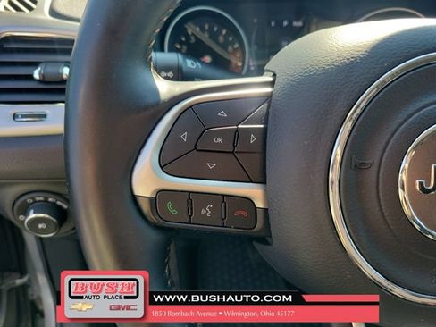 Used 2018 Jeep Compass Latitude w/ Cold Weather Group FWD image 22