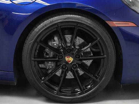 Certified 2024 Porsche 911 Carrera T RWD image 16