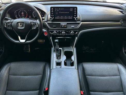 Used 2018 Honda Accord Sport image 13
