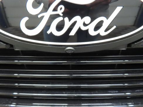 Used 2024 Ford F150 Platinum w/ FX4 Off-Road Package image 51