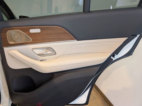 Used 2022 Mercedes-Benz GLE 350 4MATIC image 30