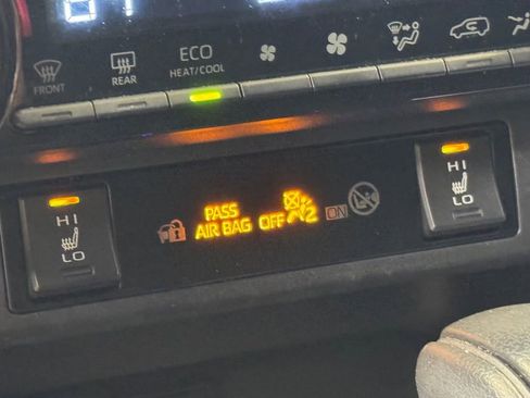Used 2024 Toyota RAV4 XLE w/ Weather Package AWD/4WD image 36