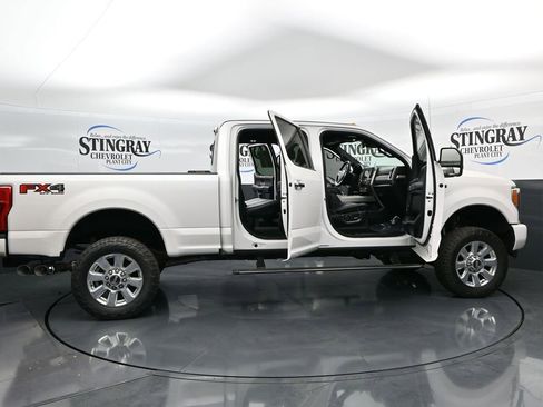 Used 2017 Ford F250 Platinum w/ Platinum Ultimate Package image 27