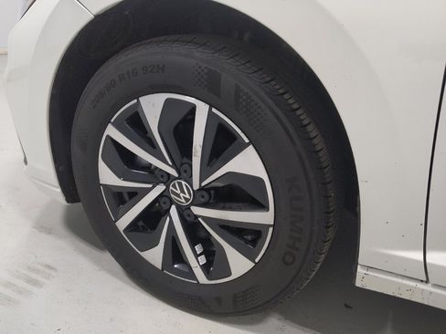 Used 2025 Volkswagen Jetta S FWD image 31