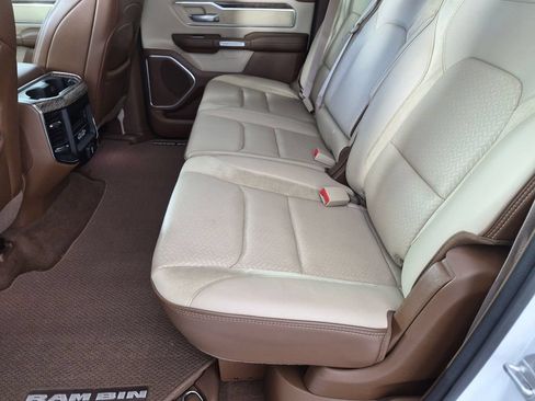 Used 2020 RAM 1500 Laramie AWD/4WD image 29