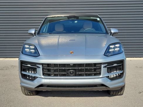 New 2026 Porsche Cayenne Coupe AWD/4WD image 10