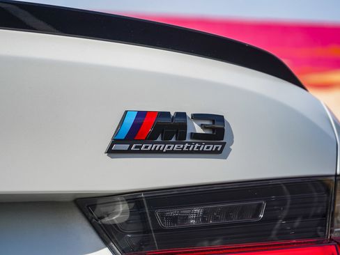 Used 2021 BMW M3 Competition w/ Executive Package image 17