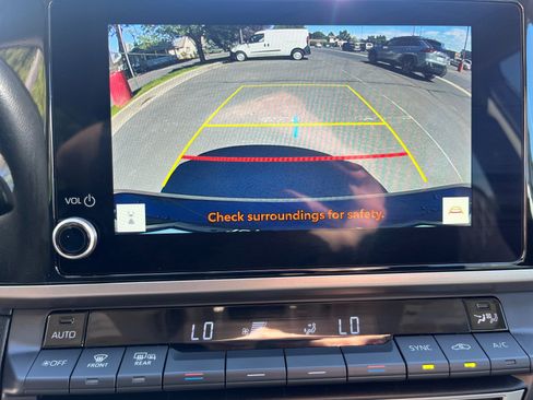Used 2025 Toyota Camry LE FWD image 19