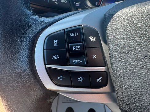 Used 2022 Ford Explorer Limited w/ Limited Technology Package AWD/4WD image 13