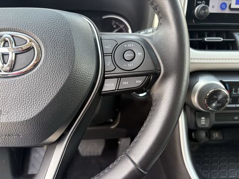 Used 2024 Toyota RAV4 XLE Premium FWD image 17