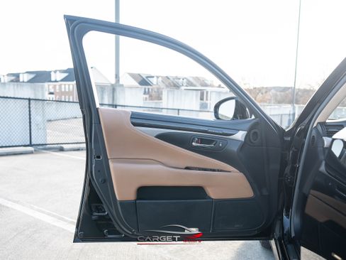 Used 2014 Lexus LS 460 L RWD image 40