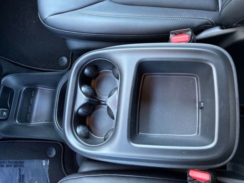 New 2026 Chrysler Pacifica Select FWD image 25