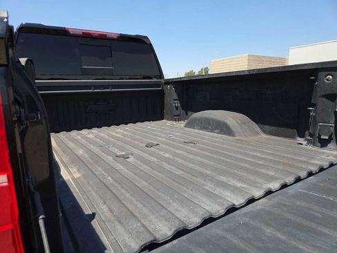 Used 2025 Chevrolet Silverado 2500 High Country w/ Technology Package AWD/4WD image 23