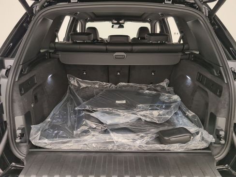 Used 2026 BMW X5 sDrive40i w/ Premium Package image 24