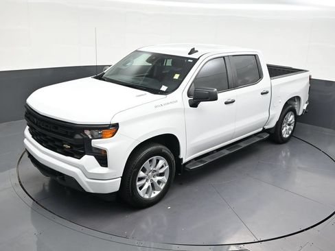 Used 2024 Chevrolet Silverado 1500 Custom RWD image 15