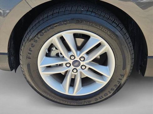 Used 2017 Ford Edge SEL w/ Equipment Group 201A FWD image 22