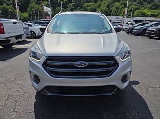 Used 2019 Ford Escape SEL AWD/4WD video 2