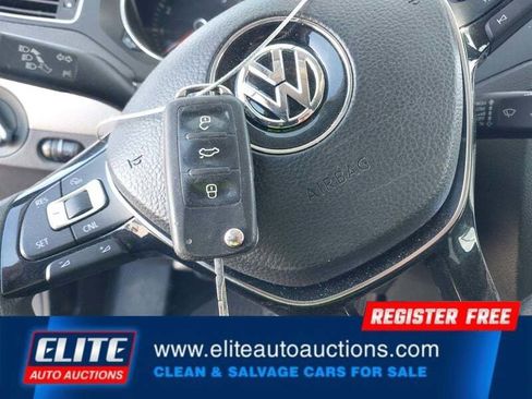 Used 2015 Volkswagen Jetta SE image 21