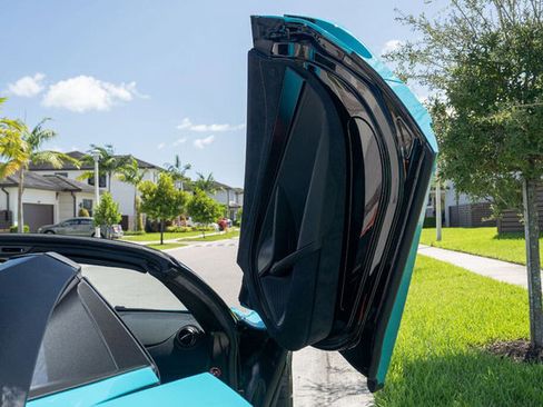 Used 2022 McLaren 720S Spider image 33