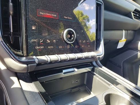 New 2026 GMC Yukon XL AT4 Ultimate AWD/4WD image 23