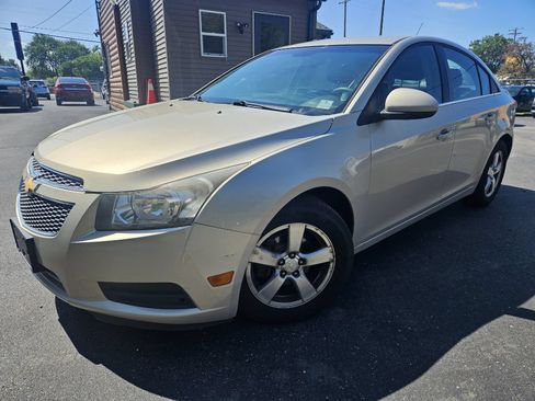 Used 2012 Chevrolet Cruze LT FWD image 1