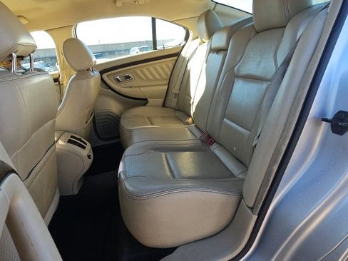 Used 2013 Ford Taurus Limited image 10