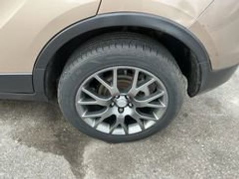 Used 2018 Buick Encore Sport Touring FWD image 10