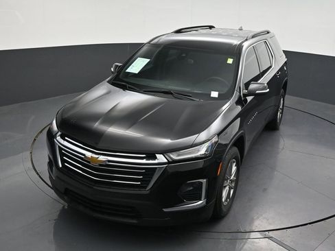 Used 2023 Chevrolet Traverse LT FWD image 20