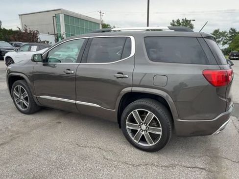 Used 2019 GMC Acadia Denali AWD/4WD image 6
