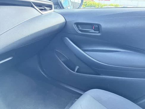 Used 2023 Toyota Corolla LE FWD image 31