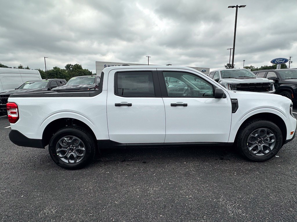 New 2026 Ford Maverick XLT w/ Equipment Group 301A AWD/4WD image 4