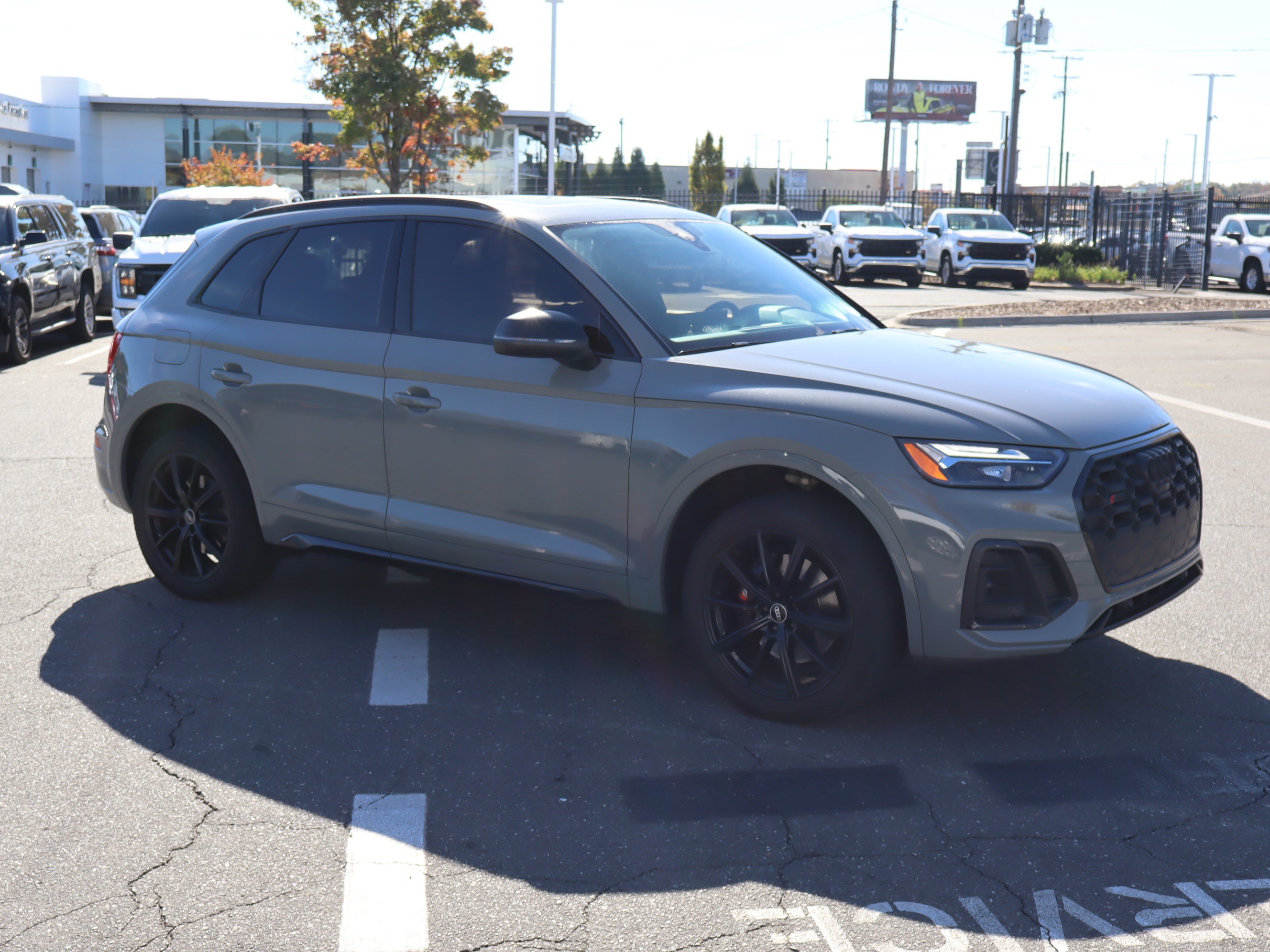 Used 2021 Audi SQ5 Premium Plus w/ Premium Plus Package AWD/4WD image 13
