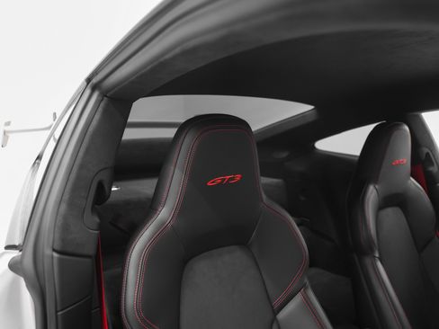 Used 2023 Porsche 911 GT3 image 30