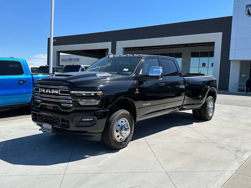 New 2026 RAM 3500 Laramie w/ Max Tow Package AWD/4WD image 2