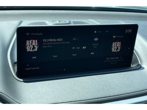 Certified 2023 Acura MDX FWD w/ Technology Package image 26