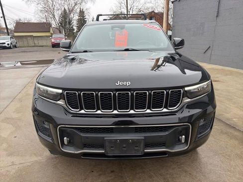 Used 2022 Jeep Grand Cherokee L Overland w/ Luxury Tech Group IV AWD/4WD image 4